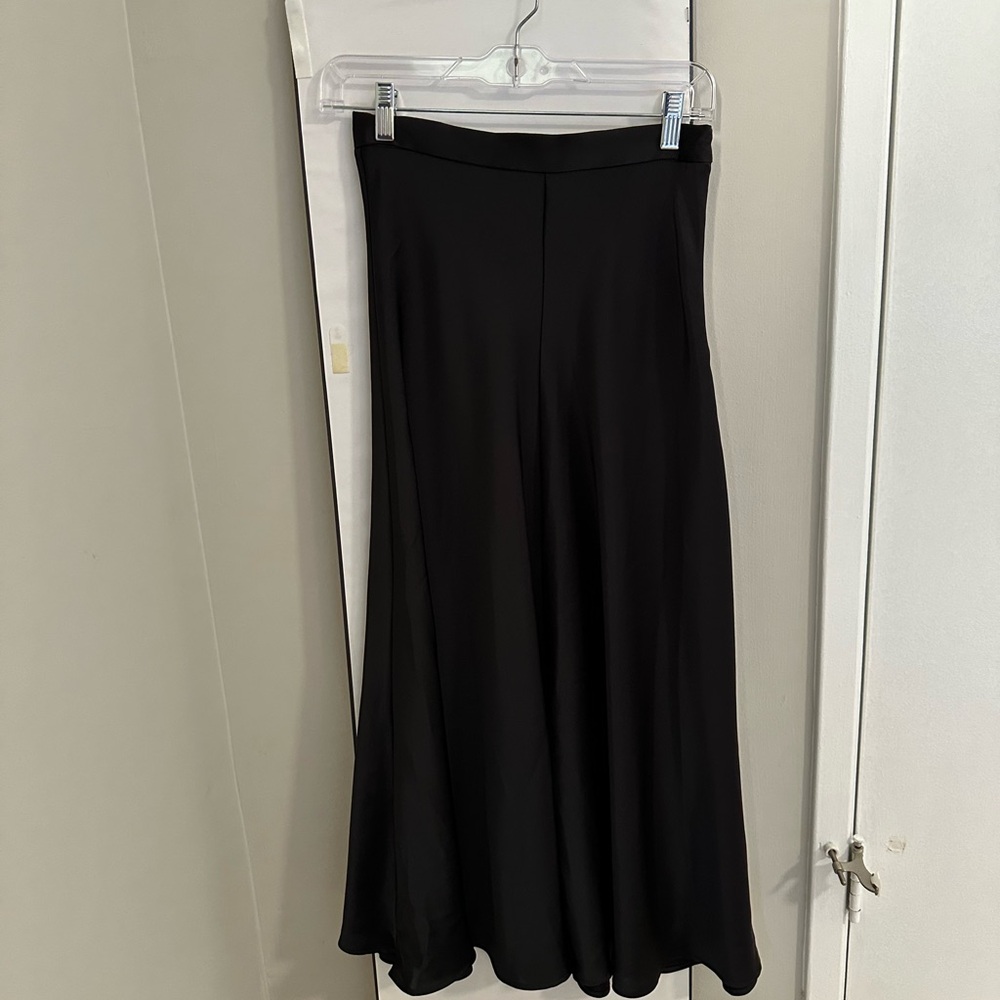 Black Banana Republic Silky Skirt Size 0